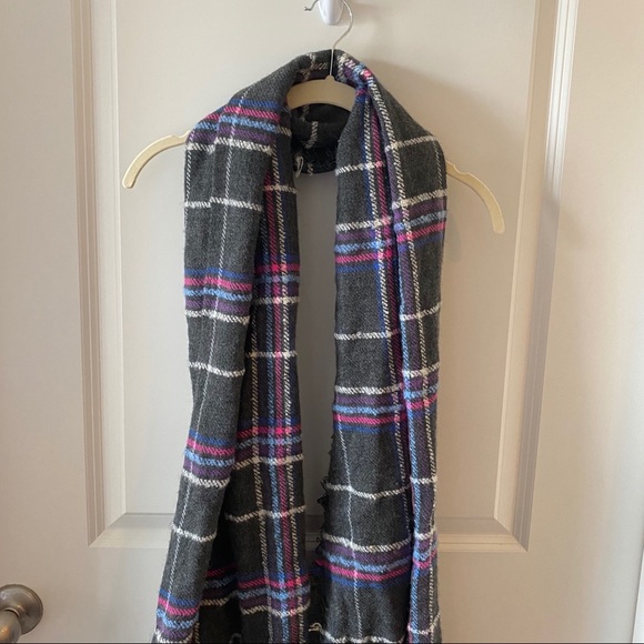NWT American Eagle Blanket Scarf - Picture 3 of 8